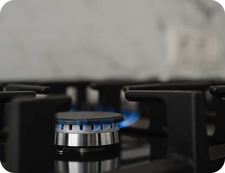 modern-kitchen-stove-natural-gas-burns-with-blue-flame-household-gas-consumption-close-up-selective-focus