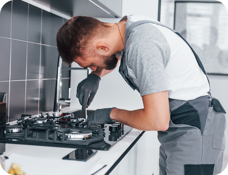 service-maintenance-worker-repairing (1)